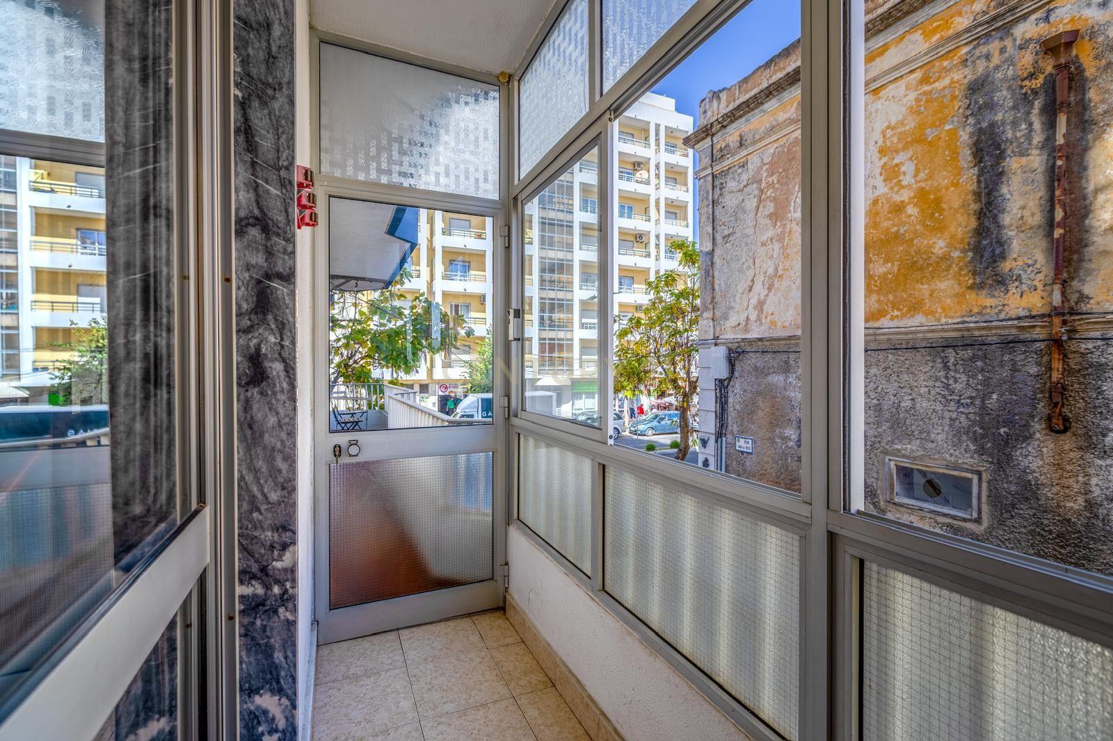 30876816-f914-4f5b-aa6d-a0cc37cec309