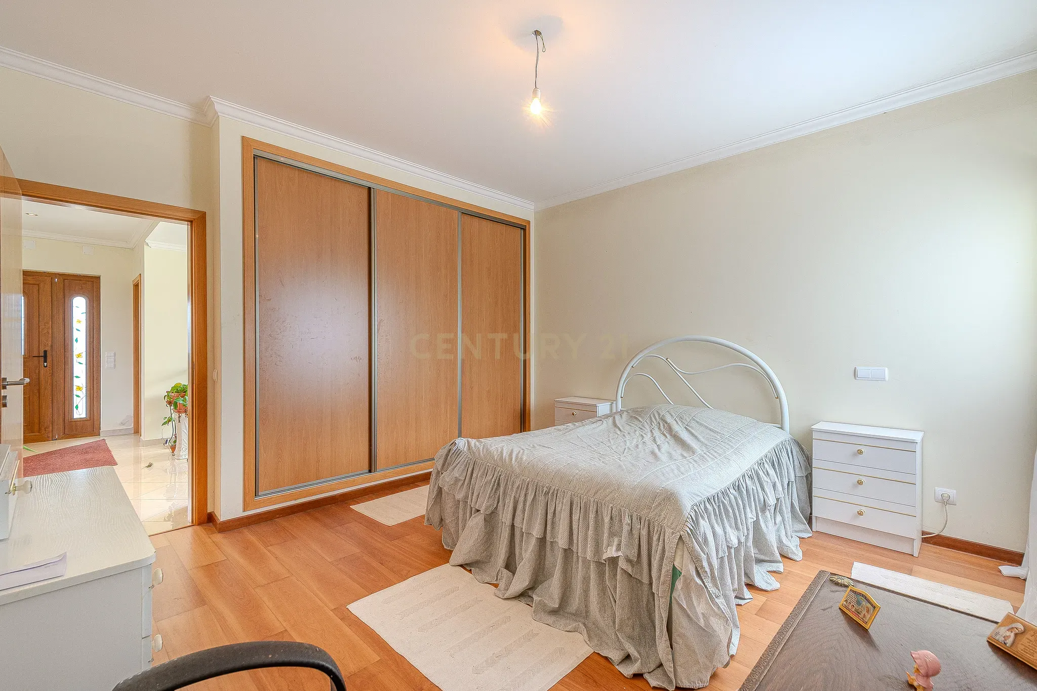 dsc-0882-hdr-2---quarto-rc-com-entrada_116b2b7b-7b67-49fa-90e5-ce34a523893e