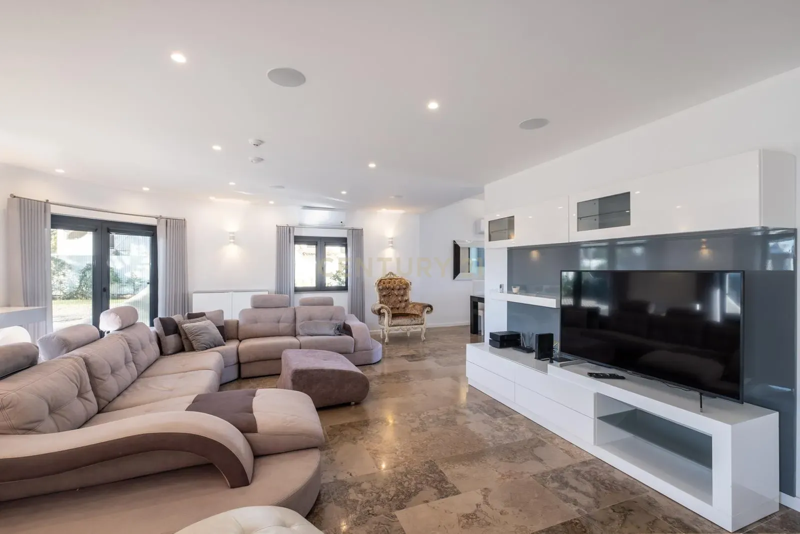 imagem-whatsapp-2025-01-07-as-21-32-04-157c8317_191cc378-1ce3-4068-a2e4-893797fe342d