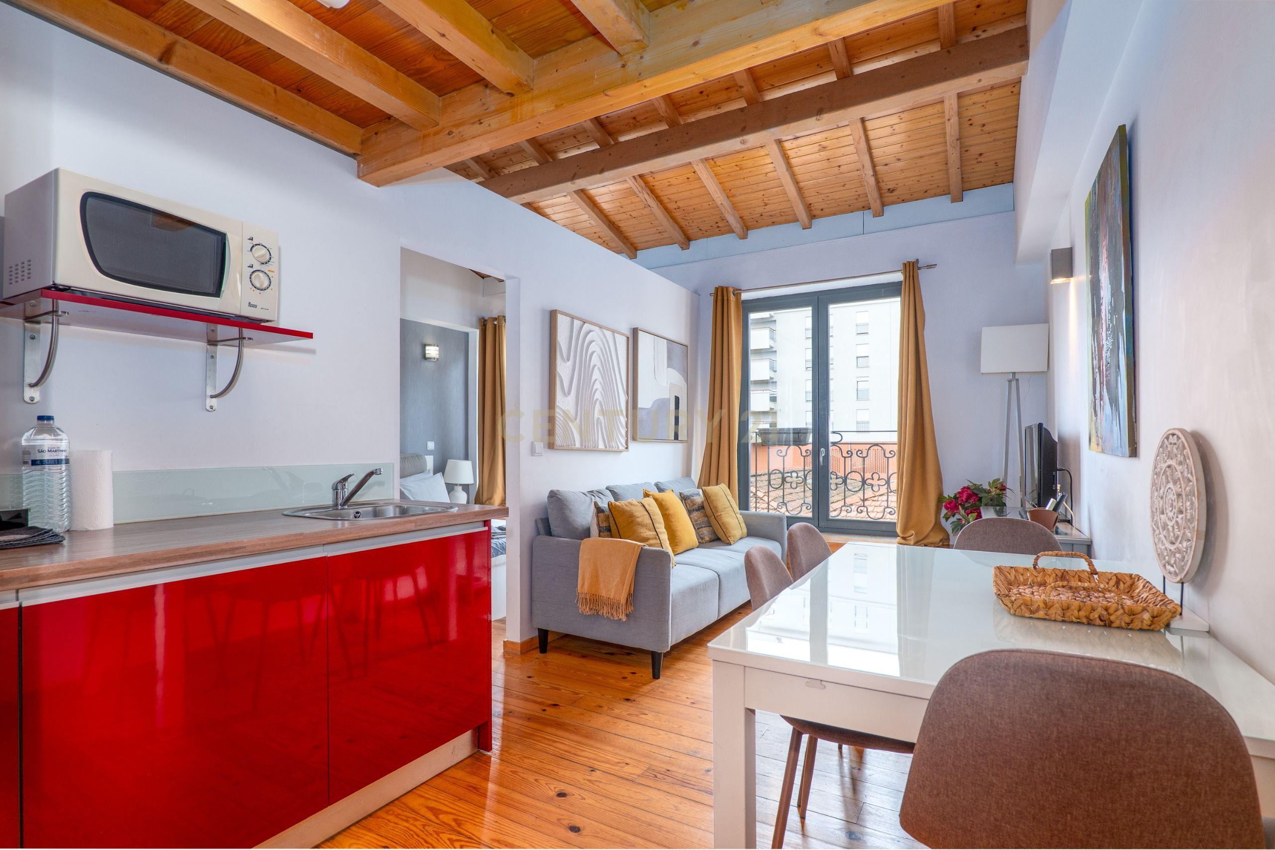 WhatsAppImage2025-10-24at10.43.57