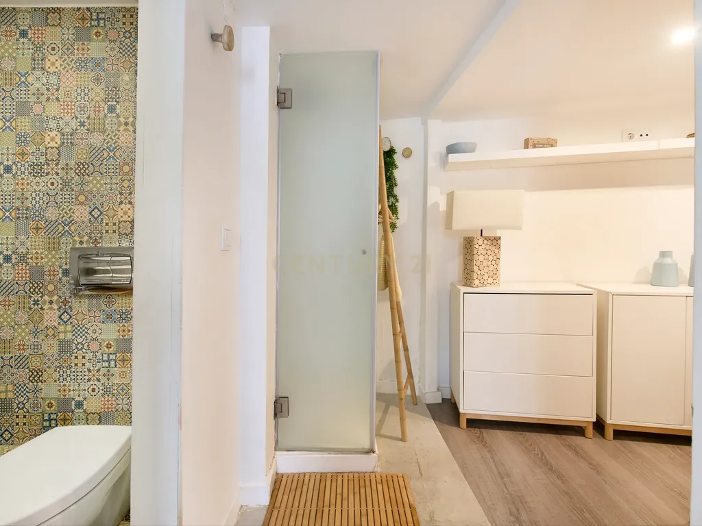 T0 Apartment in Santa Maria Maior, Lisboa - image 08