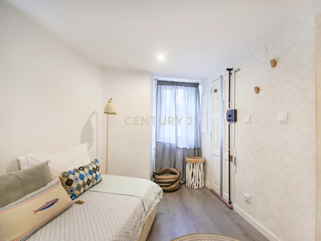 T0 Apartment in Santa Maria Maior, Lisboa - image 16