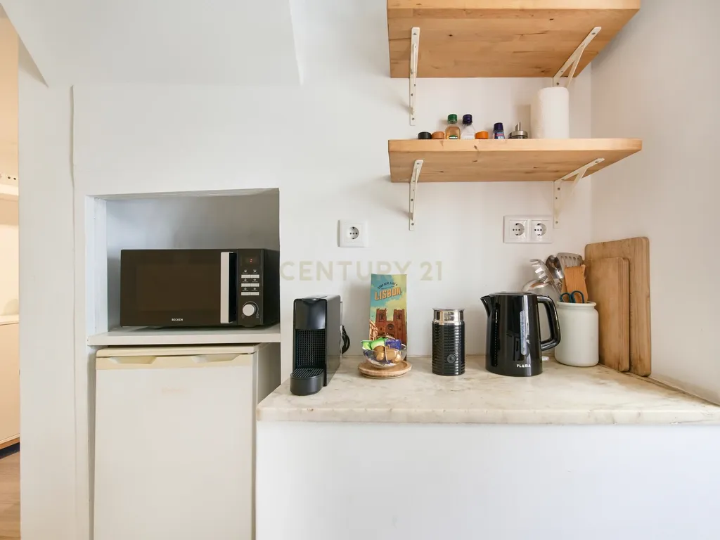 T0 Apartment in Santa Maria Maior, Lisboa - image 18
