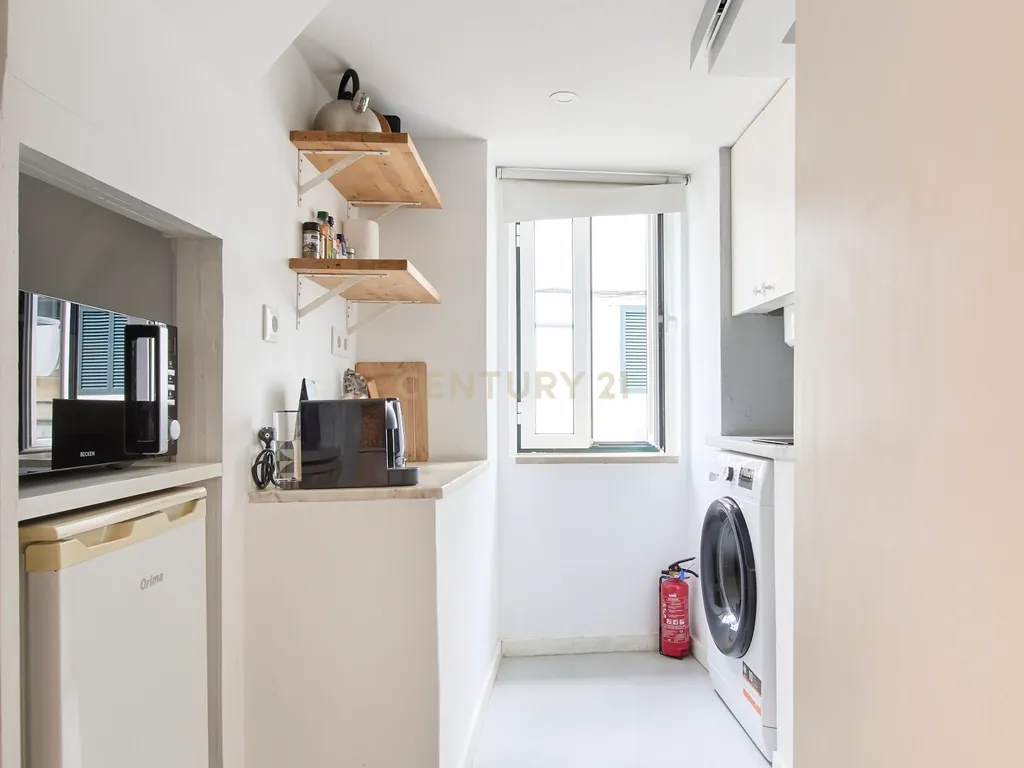 T0 Apartment in Santa Maria Maior, Lisboa - image 20