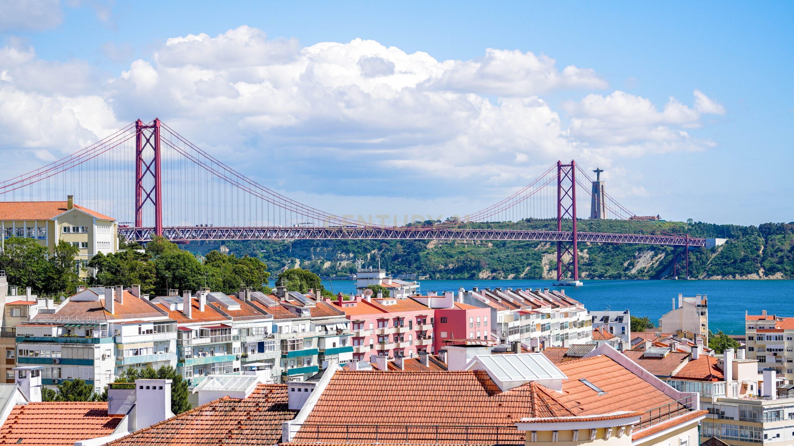 Renovated T2 Apartment in Ajuda, Lisbon - image 04