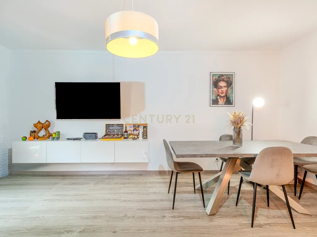 T2 Apartment in Faro (Sé e São Pedro), Faro - image 12