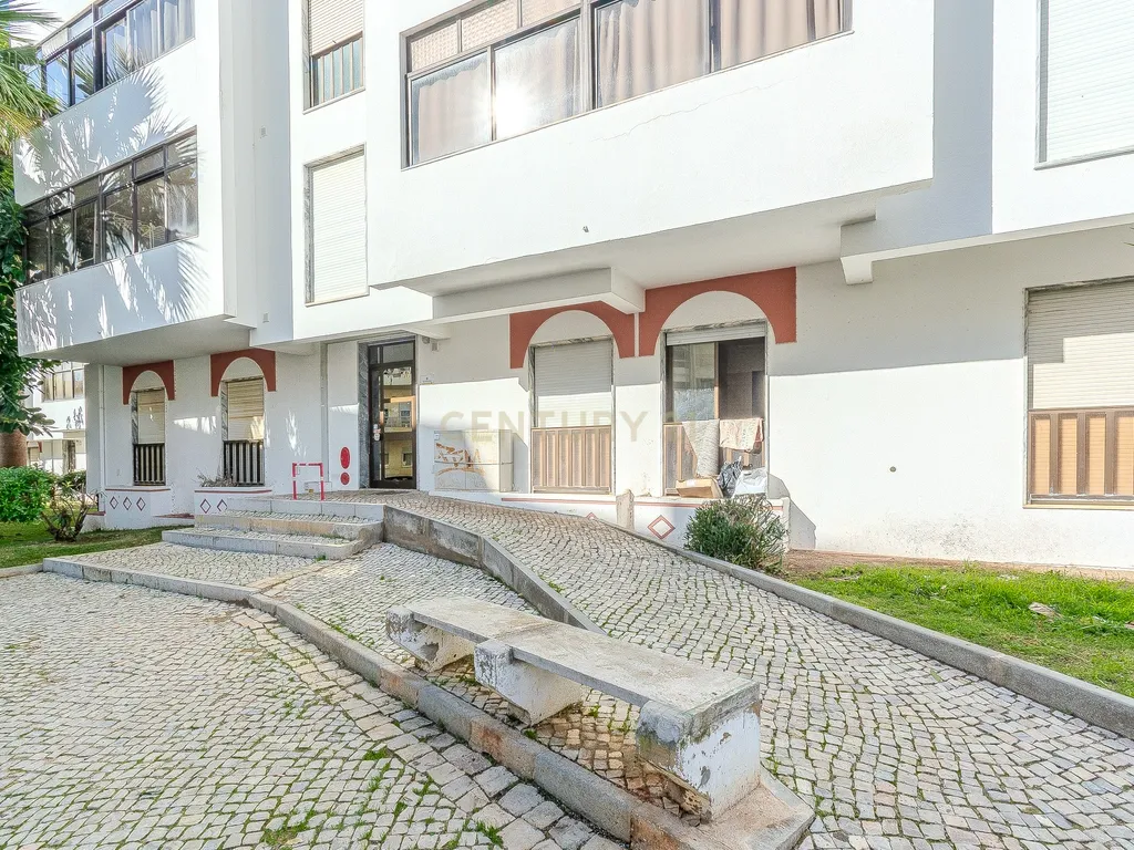T2 Apartment in Faro (Sé e São Pedro), Faro - image 15