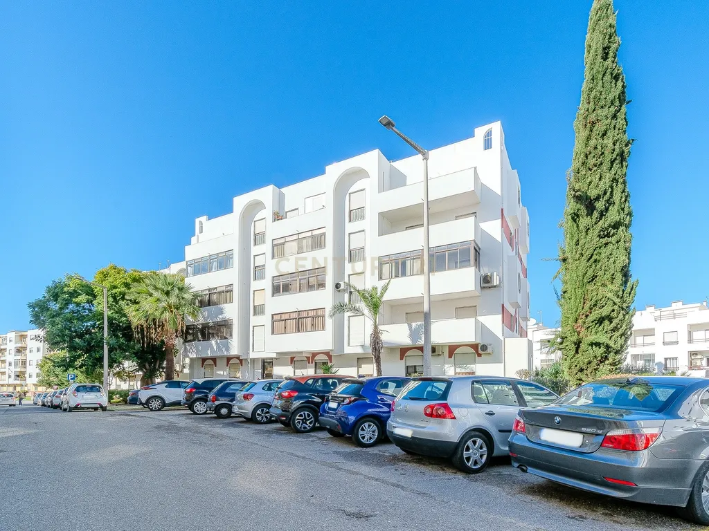 T2 Apartment in Faro (Sé e São Pedro), Faro - image 16
