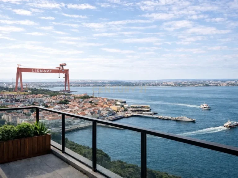 T2 Apartment in Laranjeiro e Feijó, Almada - image 01