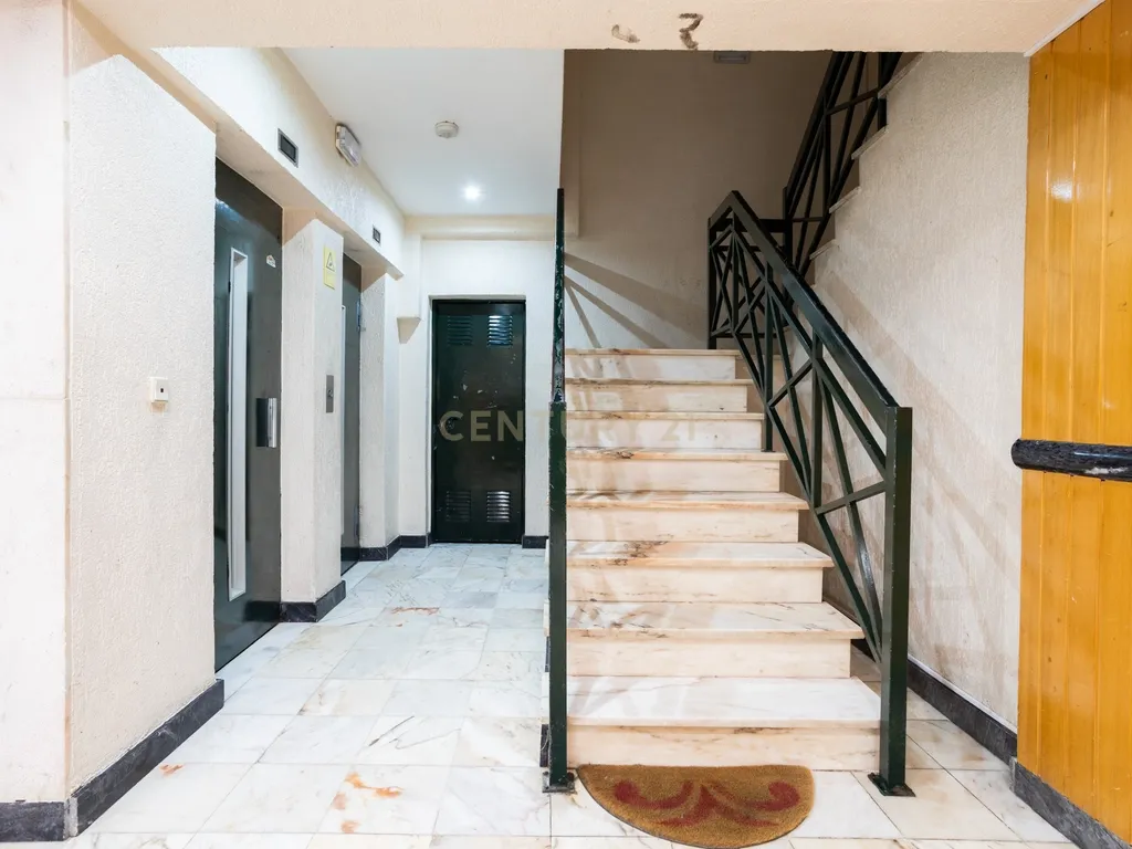 T2 Apartment in Massamá e Monte Abraão, Sintra - image 18