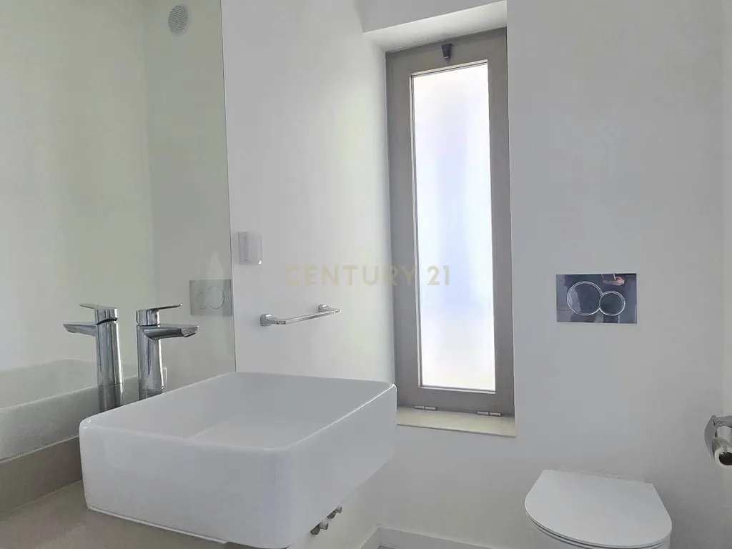 T2 Apartment in Portimão, Portimão - image 08