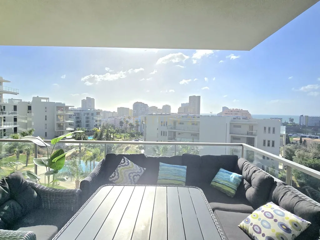 T2 Apartment in Portimão, Portimão - image 29