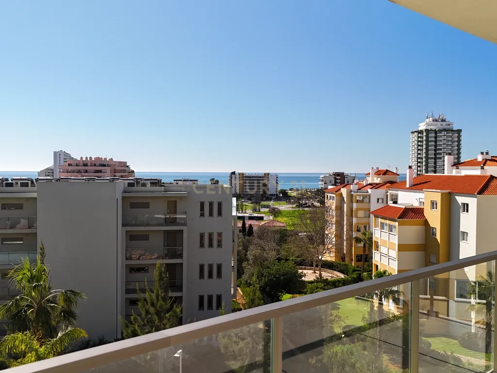 T2 Apartment in Portimão, Portimão - image 31