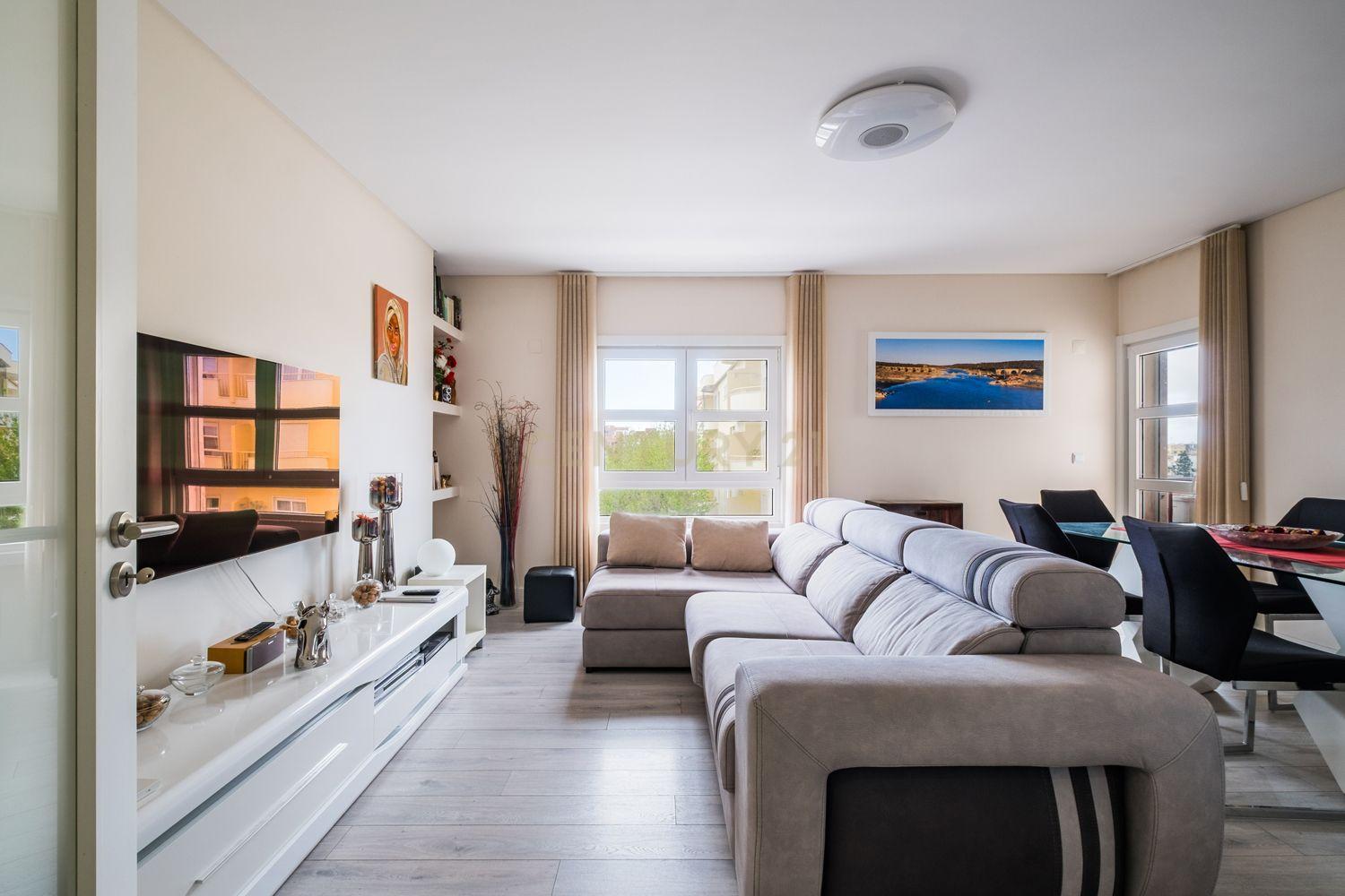 T2 Apartment in Sao Domingos de Rana, Cascais - image 04