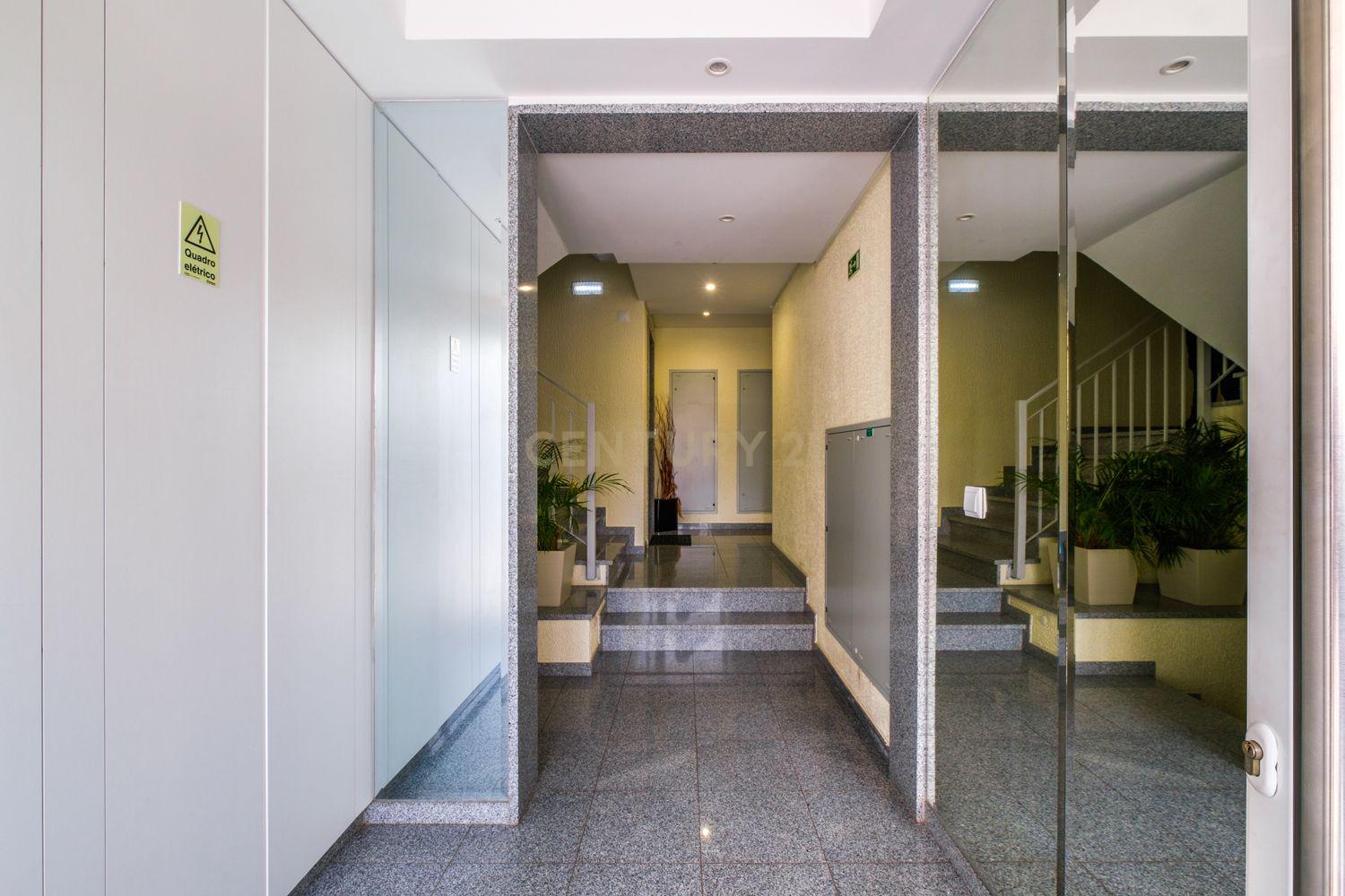 T2 Apartment in Sao Domingos de Rana, Cascais - image 19