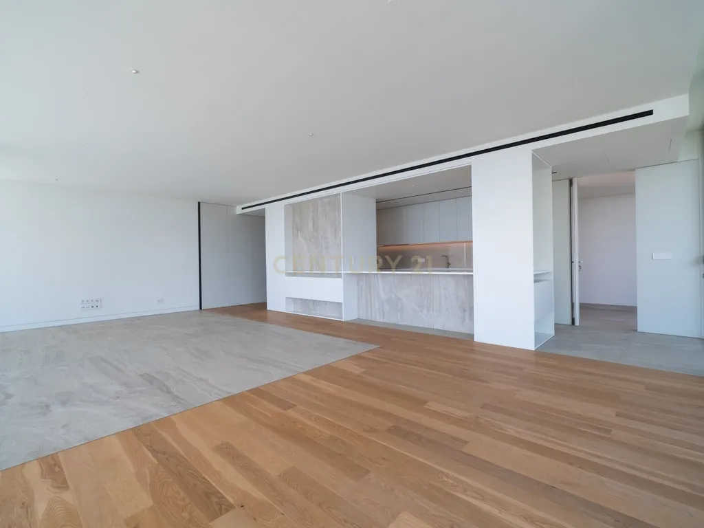 T2 Apartment in São Martinho, Funchal - image 08