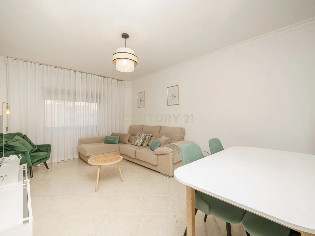 T2 Apartment in Setúbal (São Sebastião), Setúbal - image 04