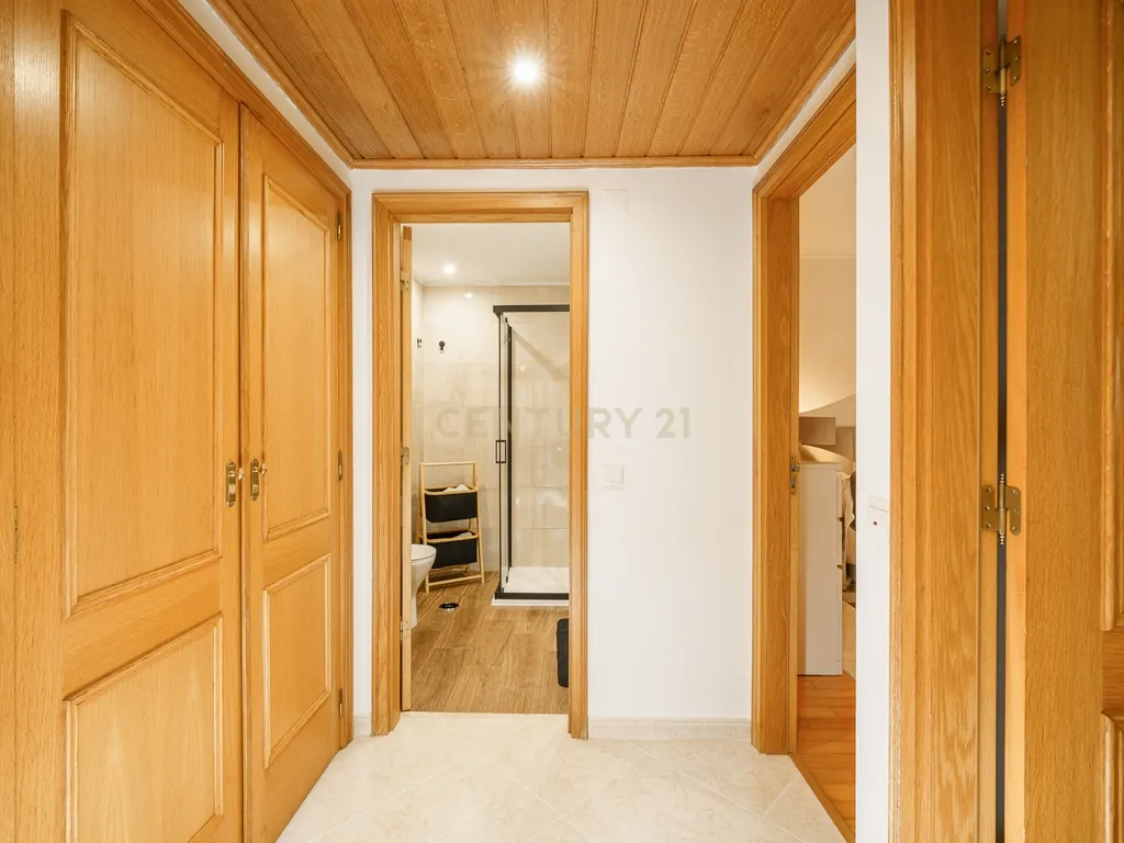 T2 Apartment in Setúbal (São Sebastião), Setúbal - image 06