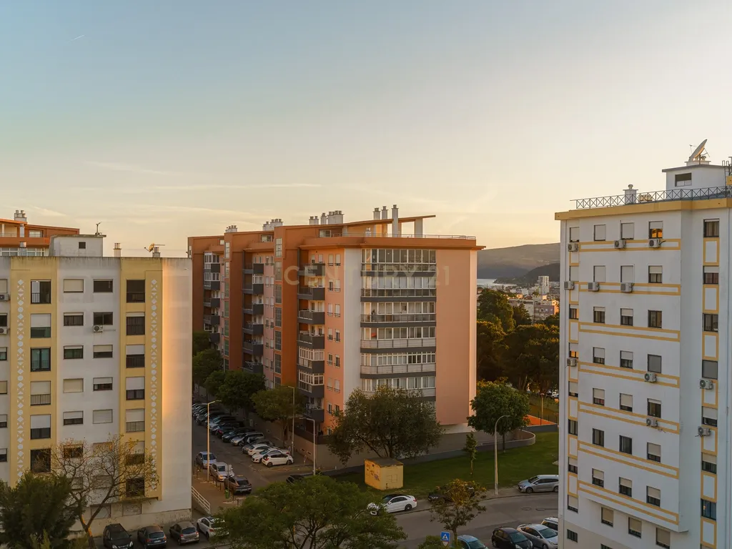 T2 Apartment in Setúbal (São Sebastião), Setúbal - image 13