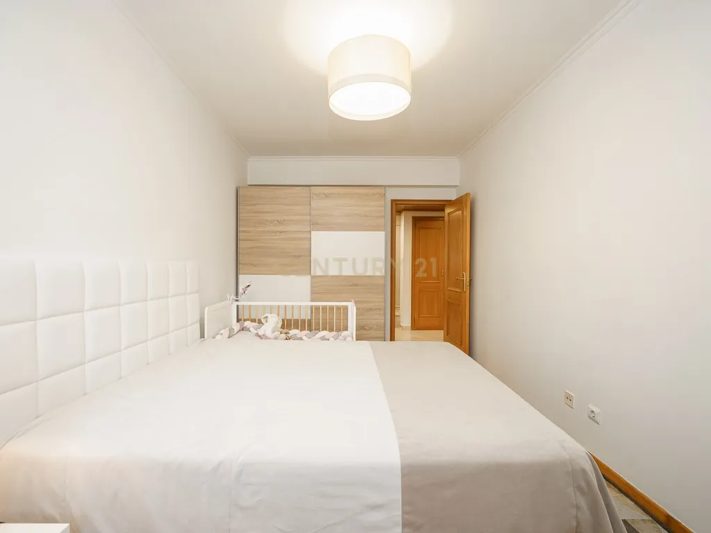 T2 Apartment in Setúbal (São Sebastião), Setúbal - image 14