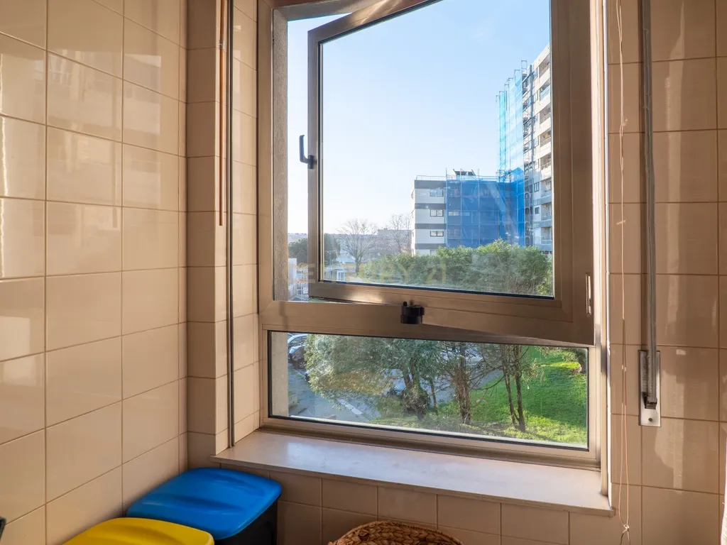 T2 Apartment in União das freguesias de Matosinhos e Leça da Palmeira, Matosinhos - image 10