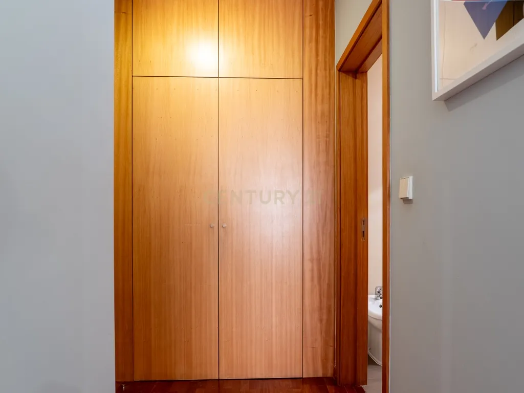 T2 Apartment in União das freguesias de Matosinhos e Leça da Palmeira, Matosinhos - image 23