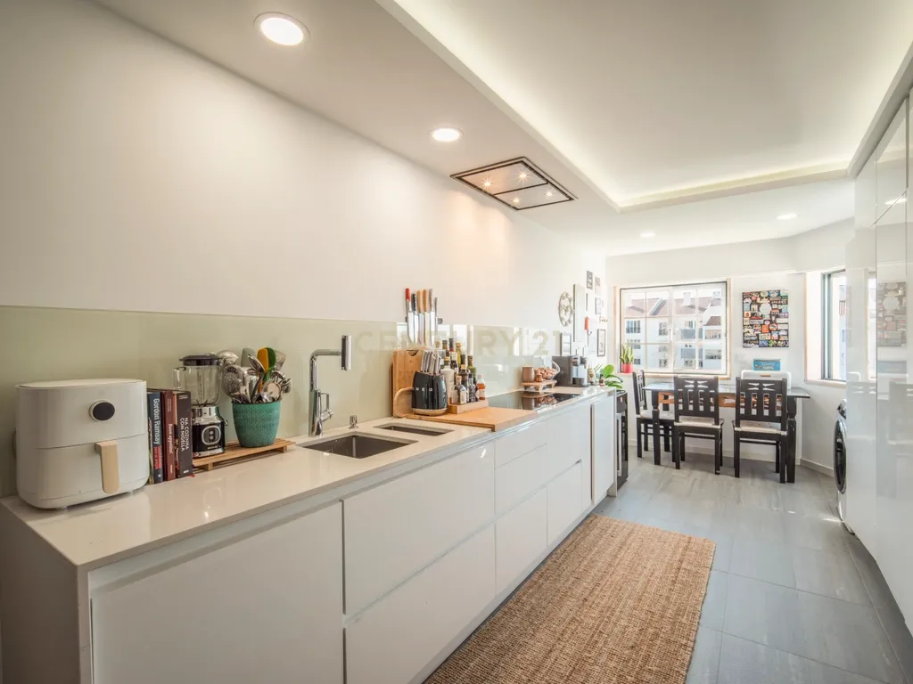 T3 Apartment in Cascais e Estoril, Cascais - image 19