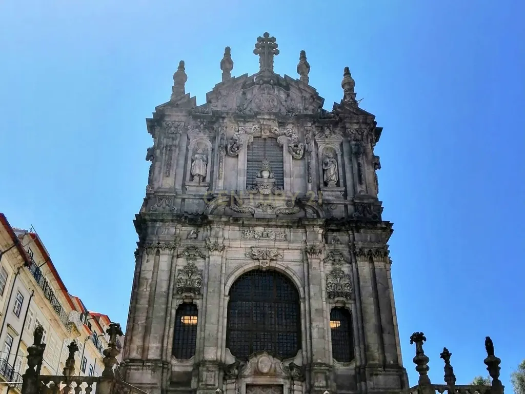 T3 Apartment in Lordelo do Ouro e Massarelos, Porto - image 24