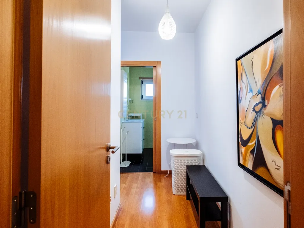 T3 Apartment in Parceiros e Azoia, Leiria - image 22