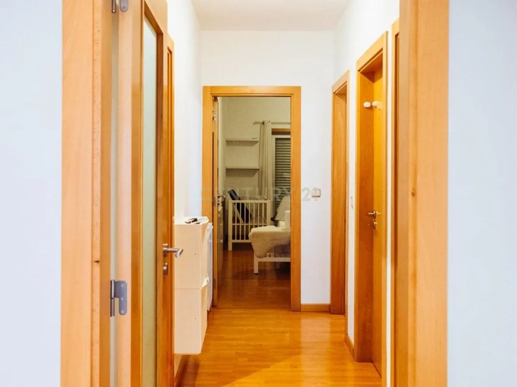 T3 Apartment in Parceiros e Azoia, Leiria - image 23