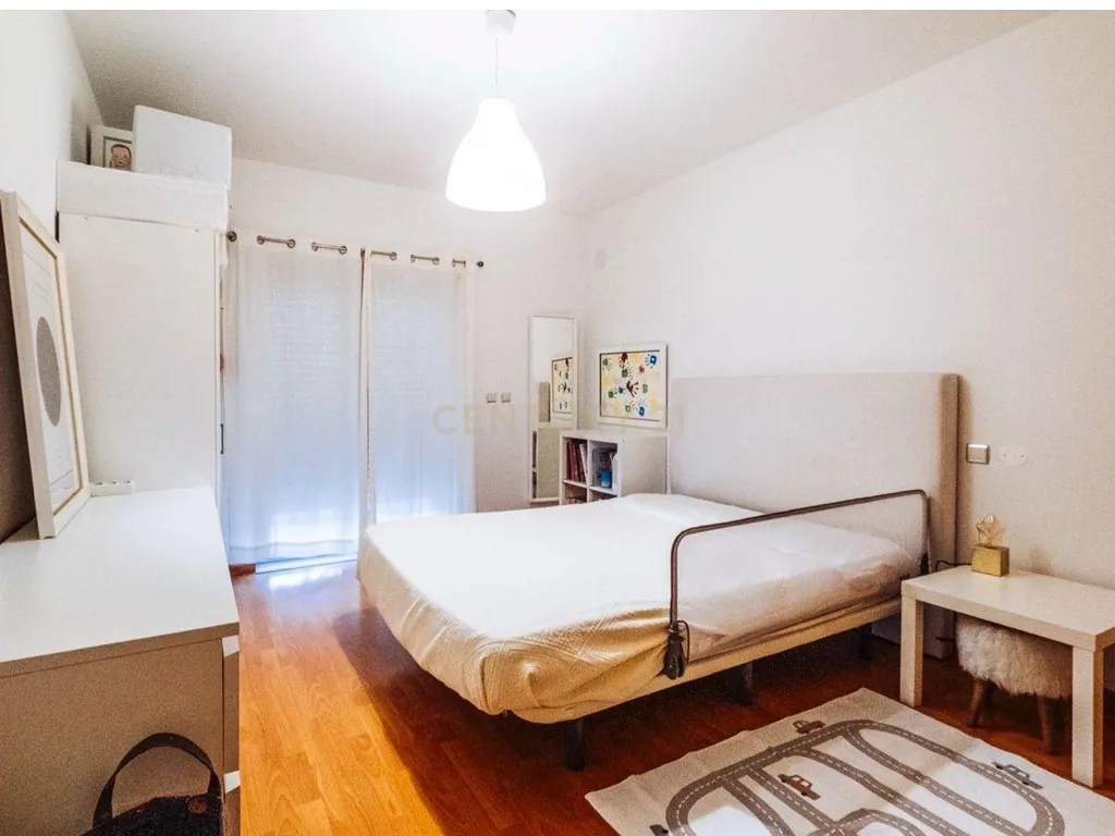 T3 Apartment in Parceiros e Azoia, Leiria - image 24