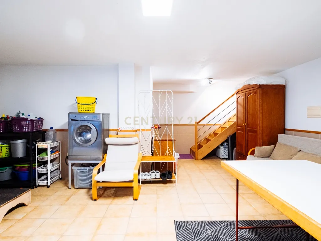 T3 Apartment in Parceiros e Azoia, Leiria - image 28