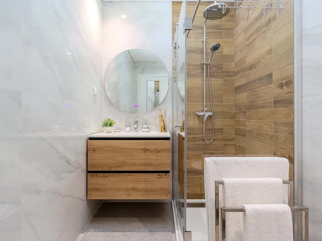 High-Quality T3 Apartment with Garage and Pool - image 20