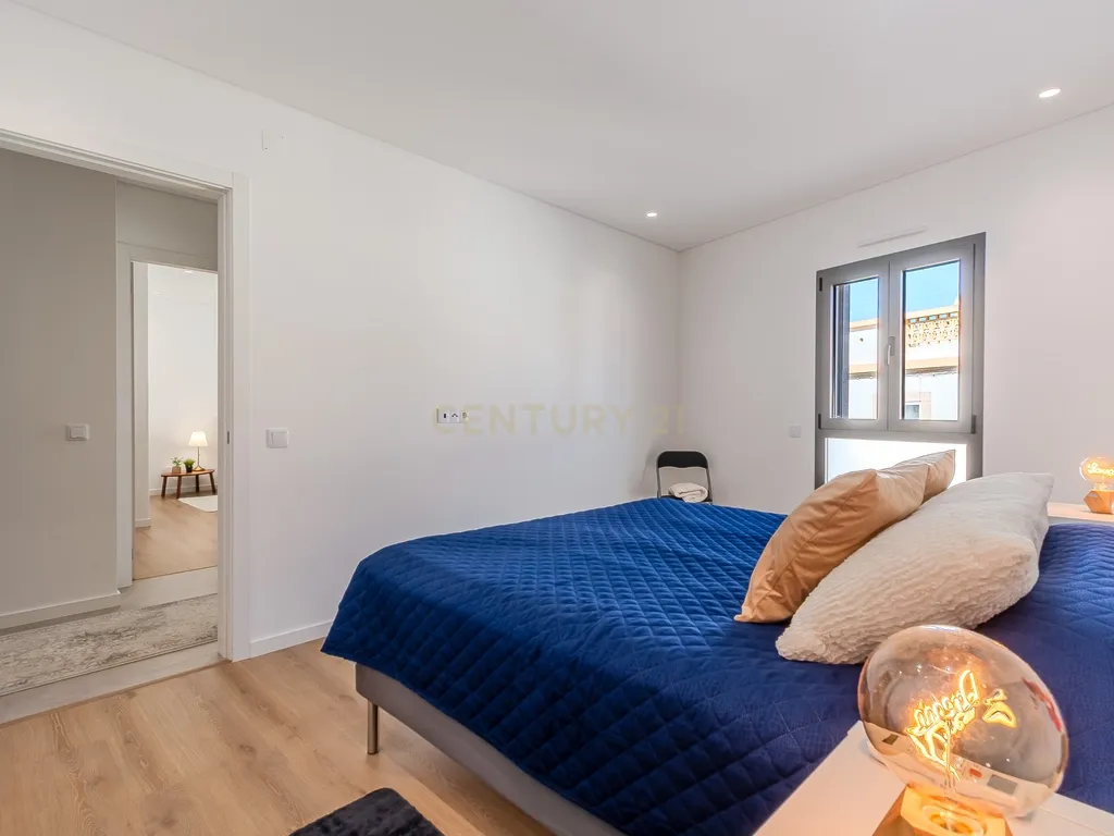 High-Quality T3 Apartment with Garage and Pool - image 29