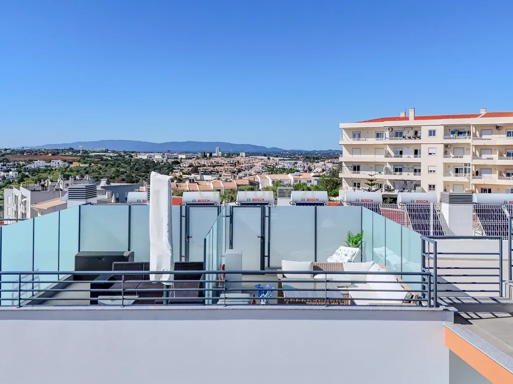 High-Quality T3 Apartment with Garage and Pool - image 41