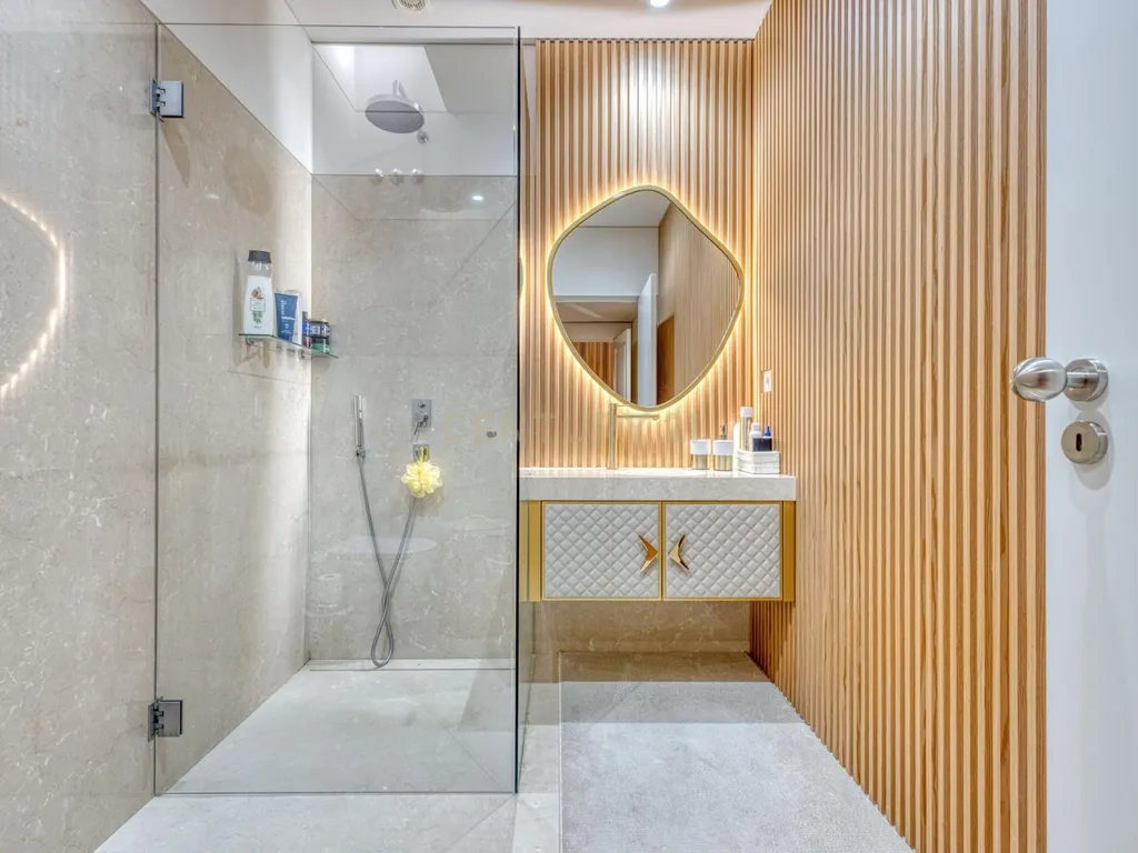 T4 Duplex Apartment in Bonfim, Porto - image 35