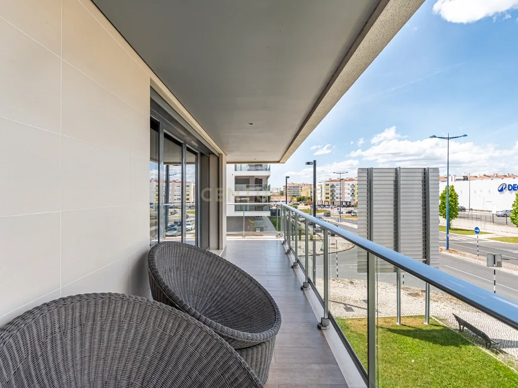 T4+ Apartment in Montijo e Afonsoeiro, Montijo - image 07