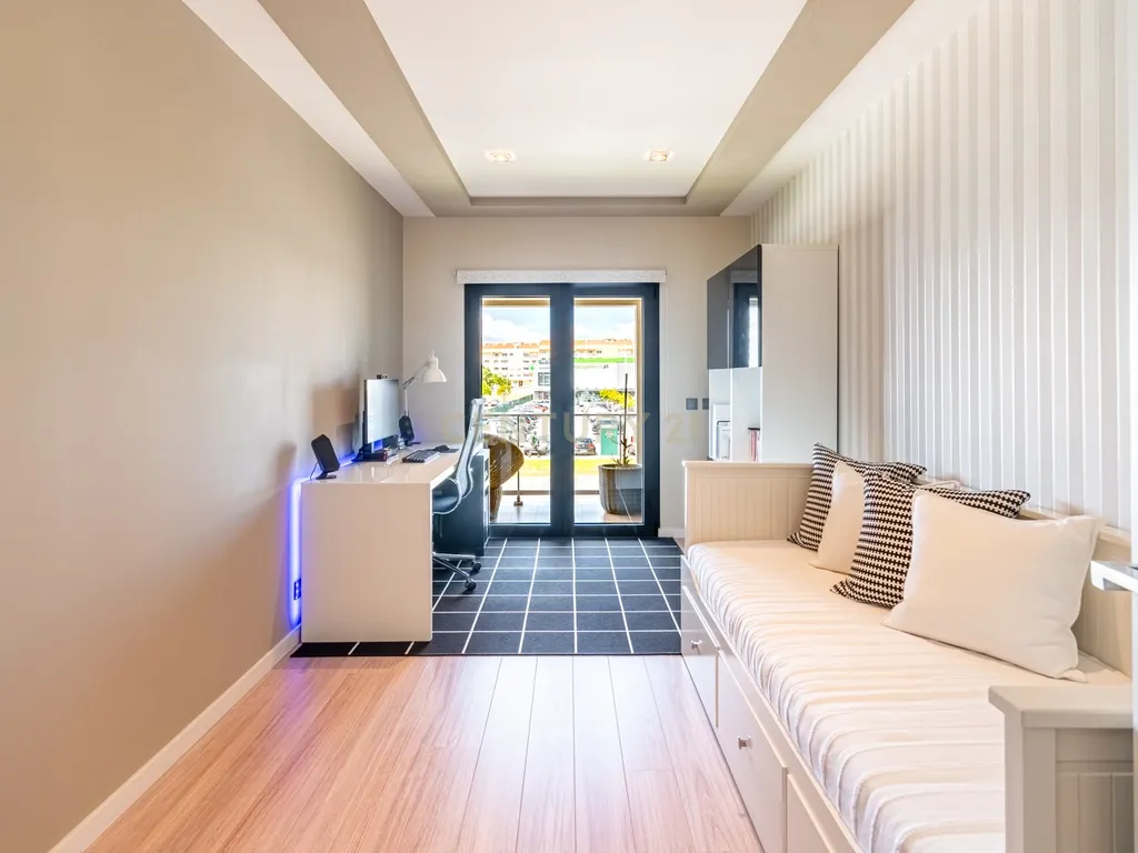 T4+ Apartment in Montijo e Afonsoeiro, Montijo - image 16