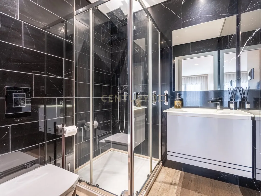 T4+ Apartment in Montijo e Afonsoeiro, Montijo - image 29