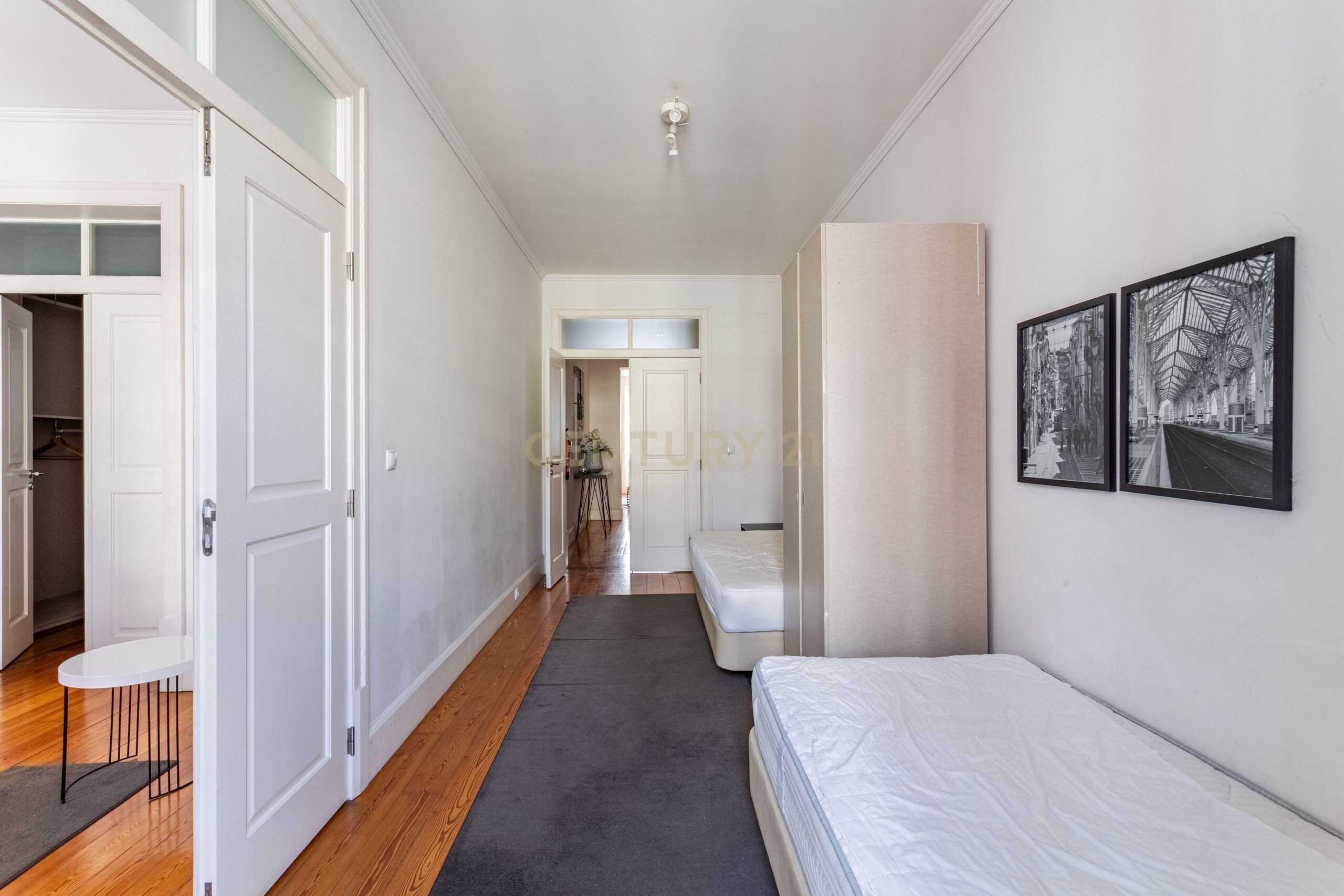 T4 Apartment with AL Licence in Downtown Lisbon - image 08