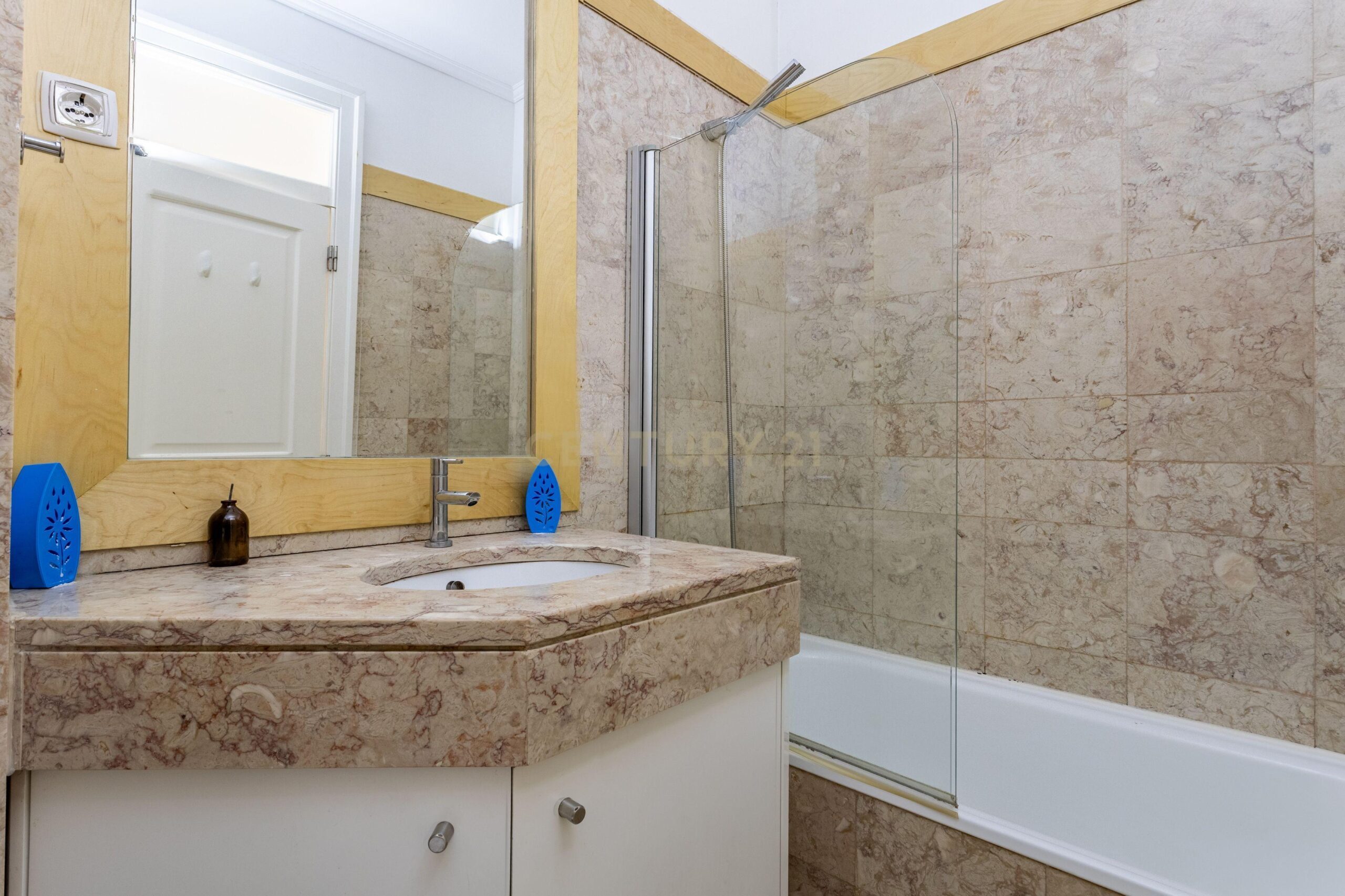 T4 Apartment with AL Licence in Downtown Lisbon - image 11