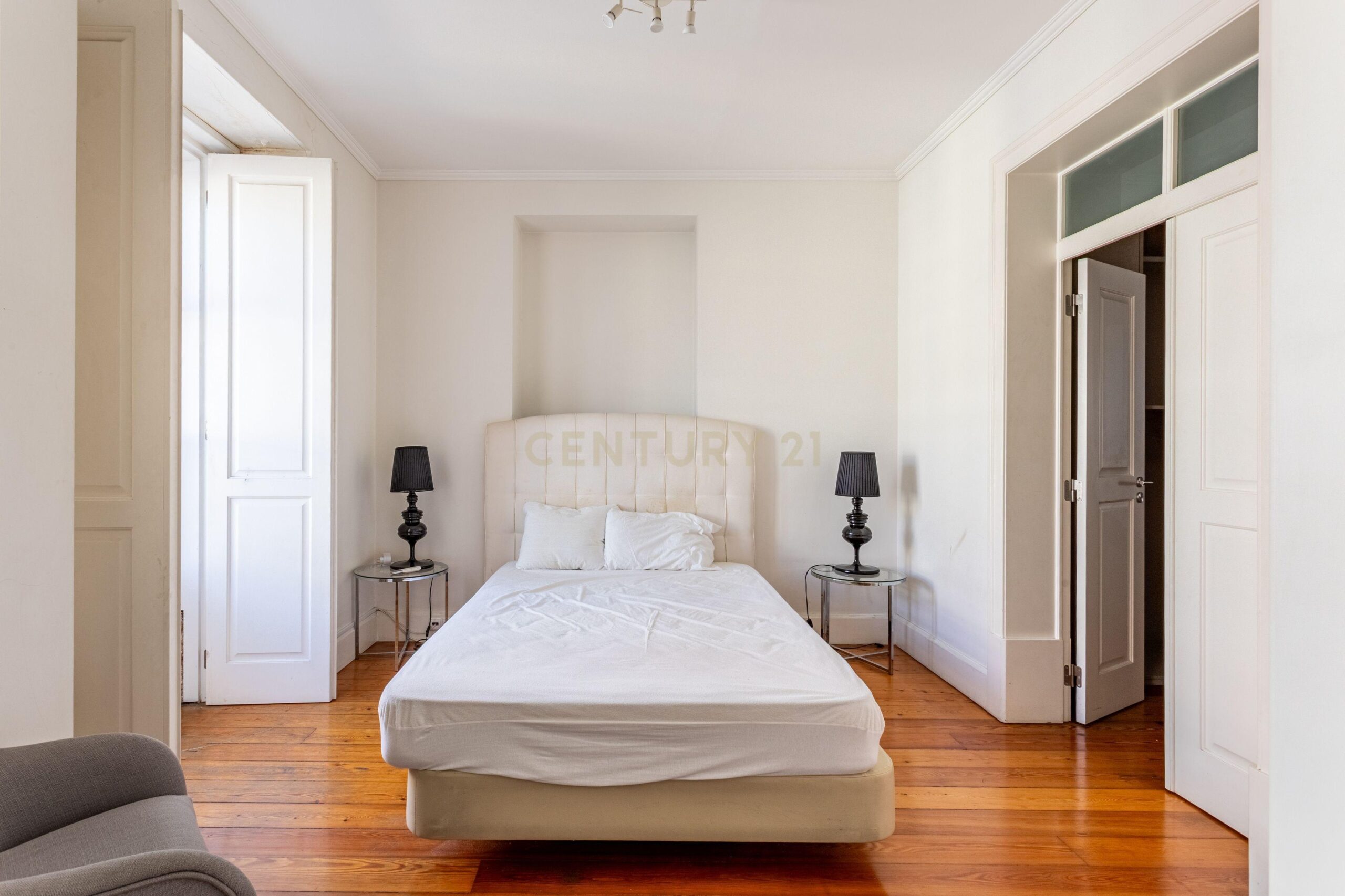 T4 Apartment with AL Licence in Downtown Lisbon - image 12