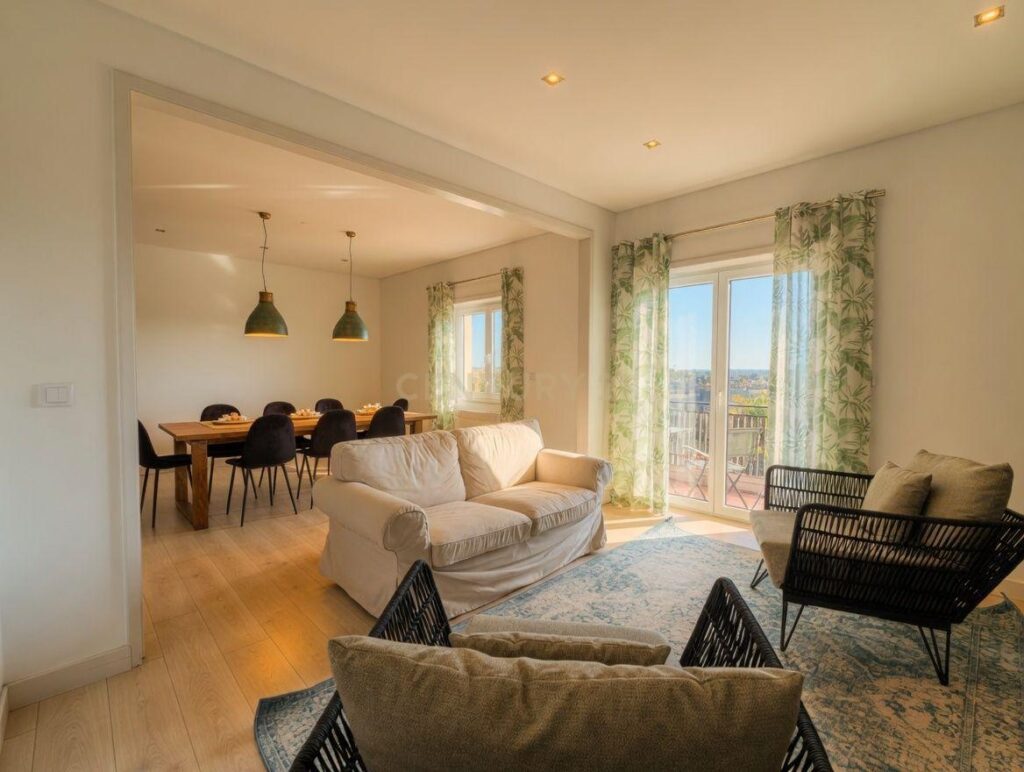 T4+ Apartment in Santo António dos Olivais, Coimbra - image 01
