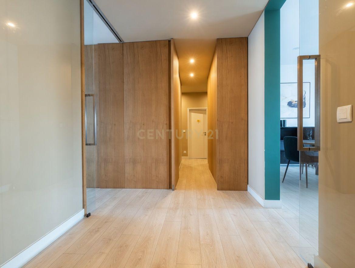 T4+ Apartment in Santo António dos Olivais, Coimbra - image 07