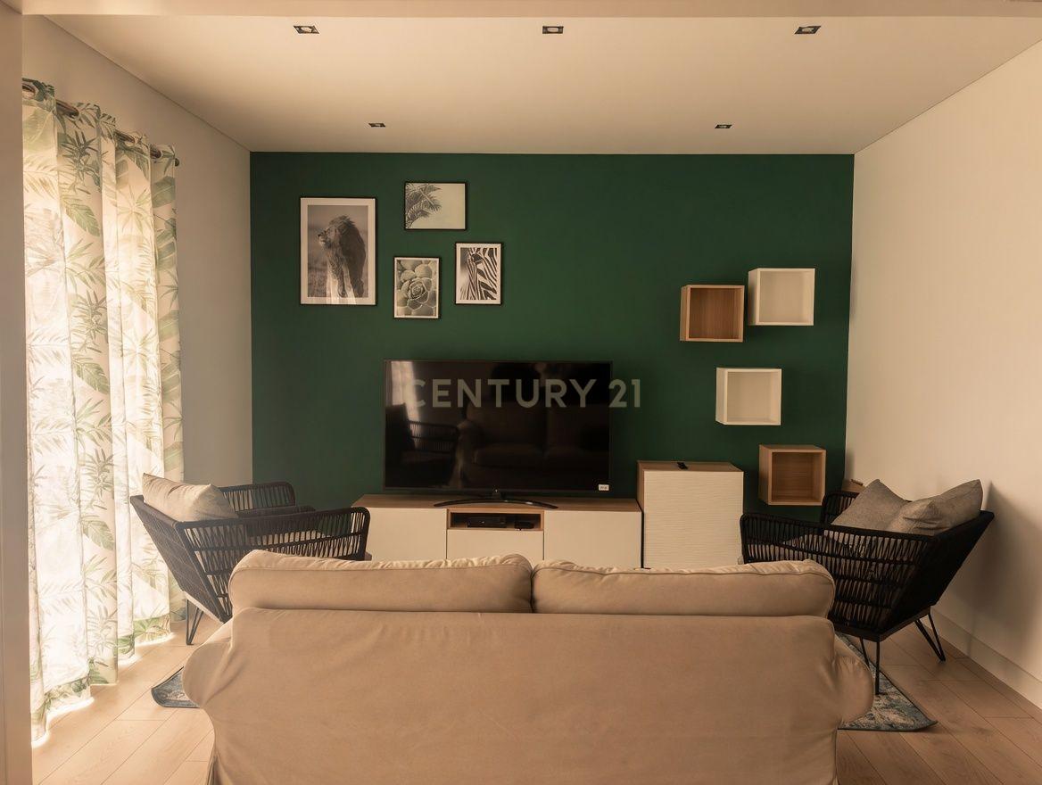 T4+ Apartment in Santo António dos Olivais, Coimbra - image 15