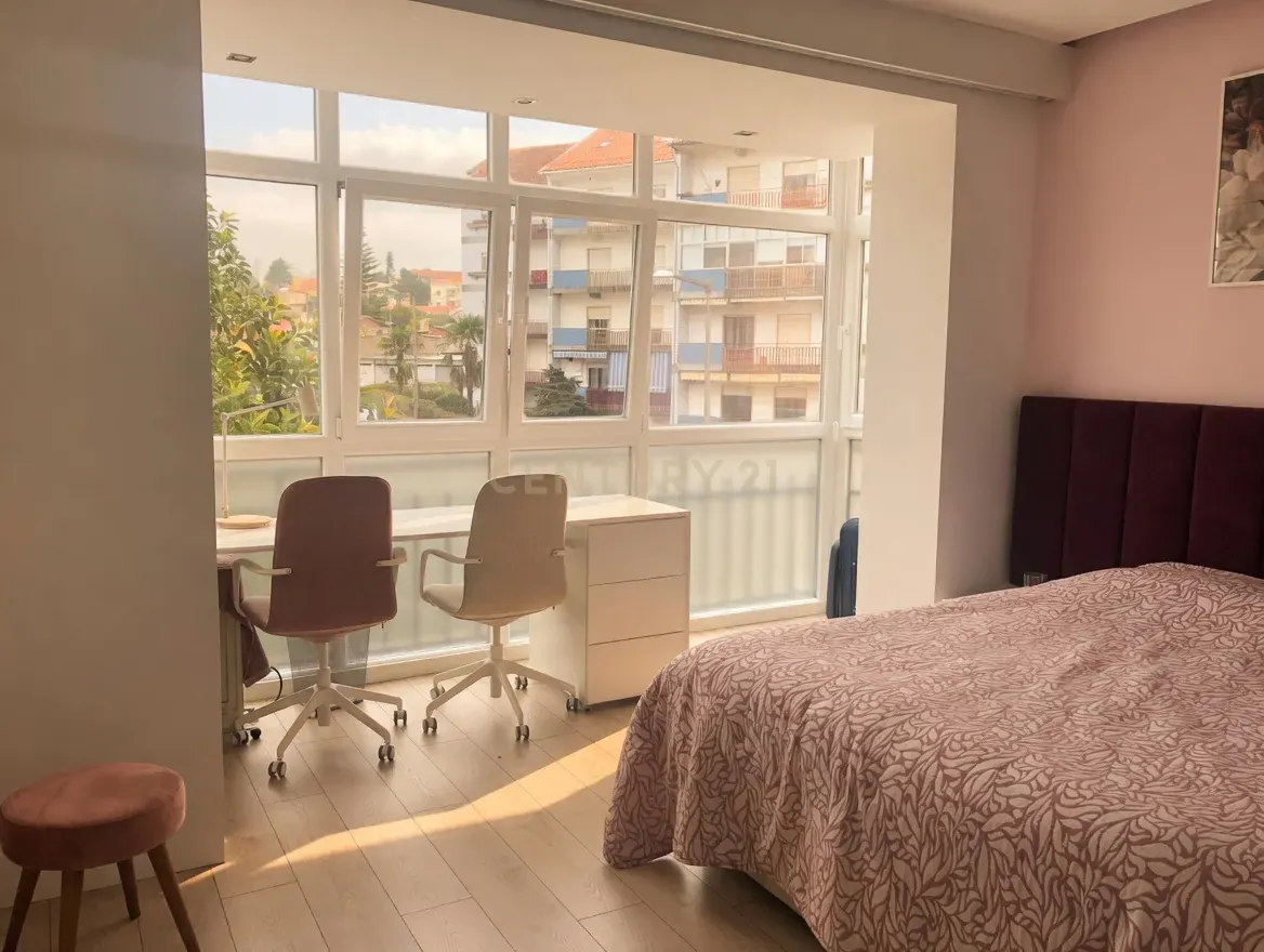 T4+ Apartment in Santo António dos Olivais, Coimbra - image 20