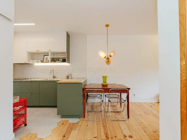 T2 Villa in Almada, Cova da Piedade, Pragal e Cacilhas, Almada - image 01