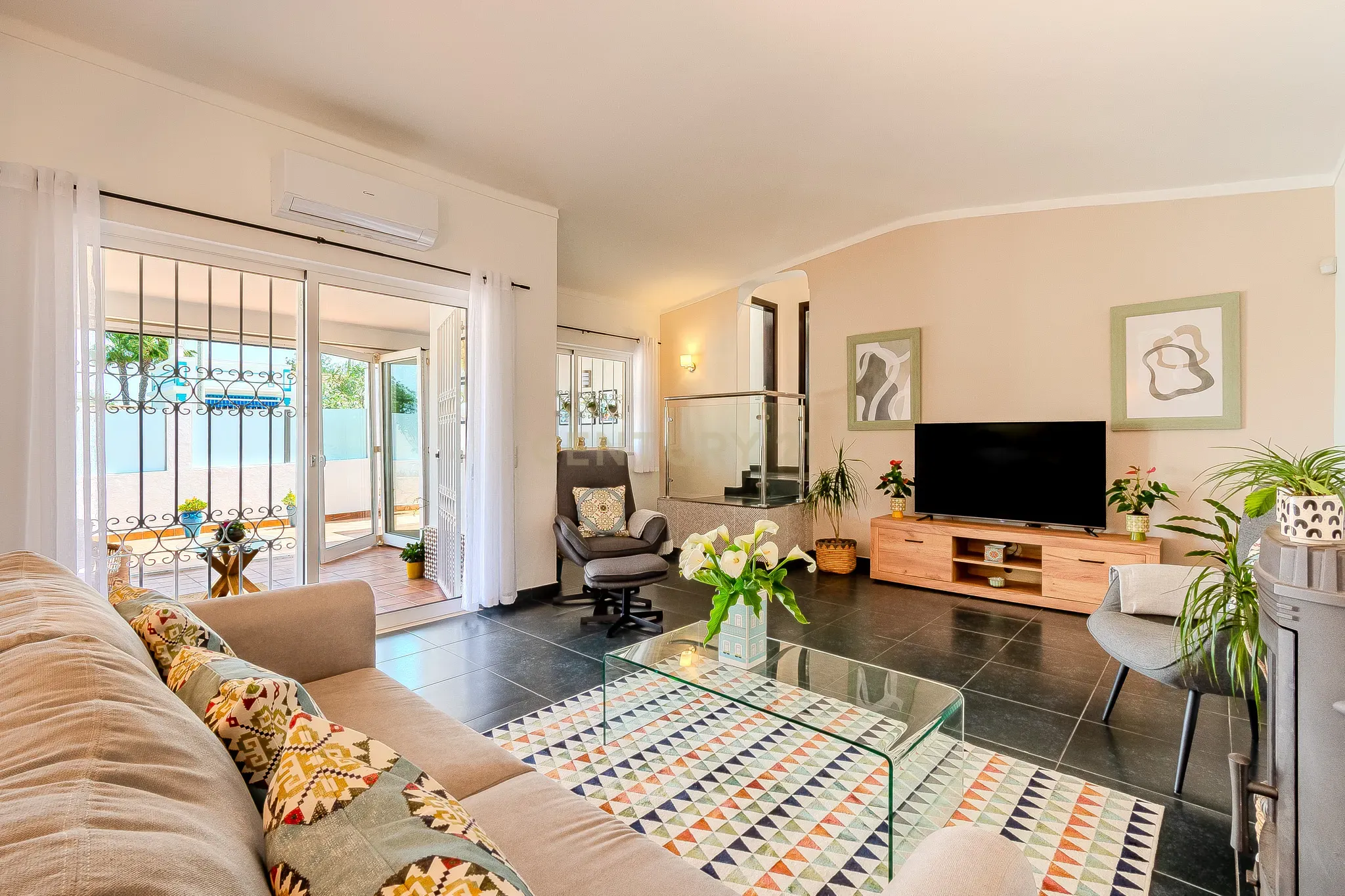 T2 Villa with Heated Pool and Jacuzzi in Quinta dos Alamos, Guia - image 06