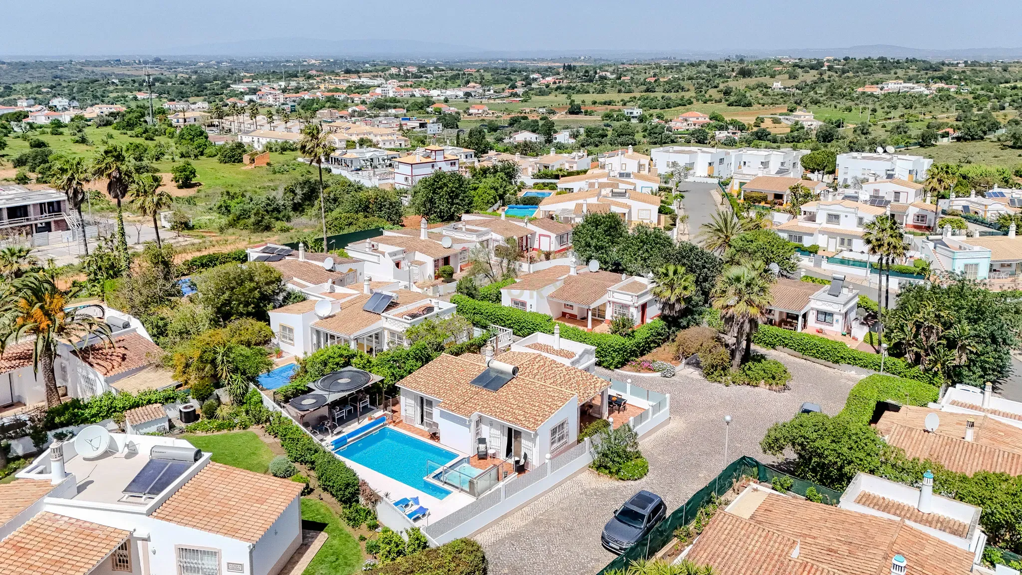 T2 Villa with Heated Pool and Jacuzzi in Quinta dos Alamos, Guia - image 54