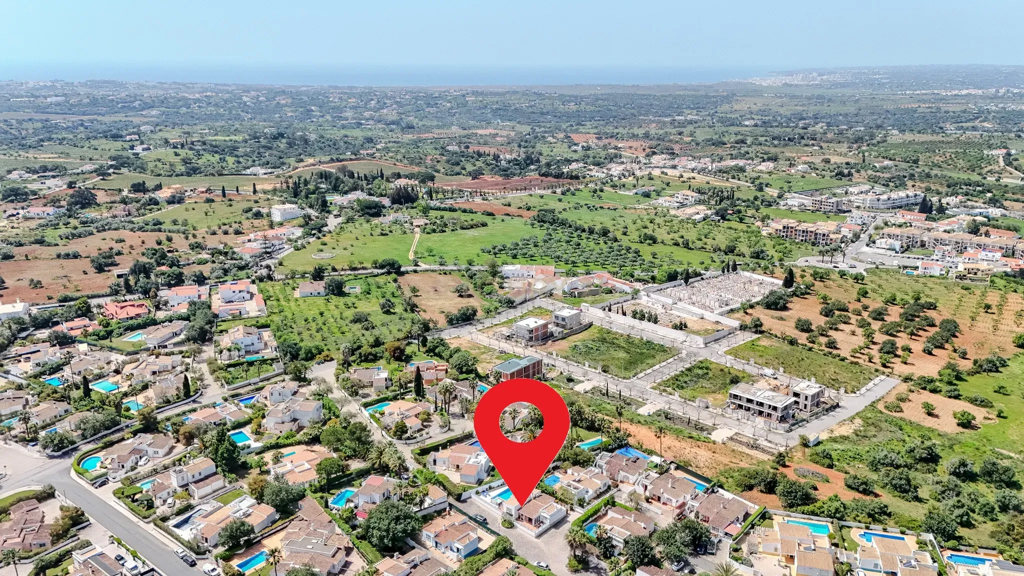 T2 Villa with Heated Pool and Jacuzzi in Quinta dos Alamos, Guia - image 60